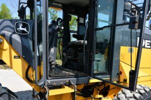 2016 Deere 672G Grader 1989-BT