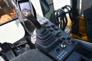 2019 Deere 180G LC Excavator 2006-BT