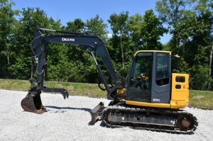 2021 Deere 85G Excavator 2004-BT
