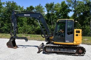 2021 Deere 85G Excavator 2004-BT