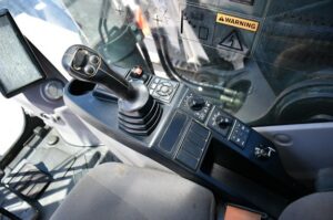 2020 Volvo EC200EL Excavator 2005-BT