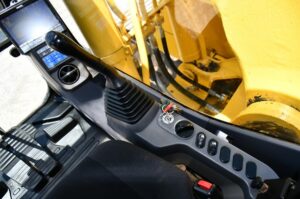 2020 Komatsu PC290LC-11 Excavator 2000-BB