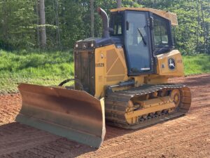2023 DEERE 450K LGP 2015-BT