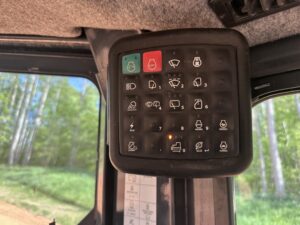 2023 DEERE 450K LGP 2015-BT