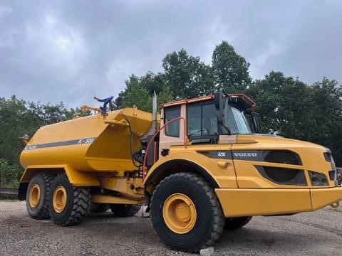 2014 BTM Volvo A25G Water Truck 2012-BB 2014 BTM Volvo A25G Water Truck 2012-BB