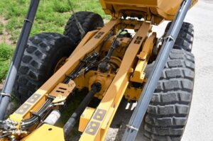 2022 Deere 260E Dump Truck 2033-BT 2022 Deere 260E Dump Truck 2033-BT