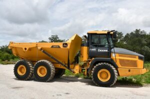 2021 Deere 260E Dump Truck 2034-BT