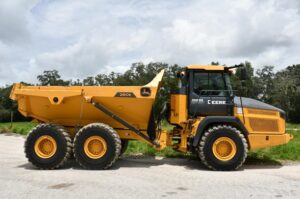 2021 Deere 260E Dump Truck 2034-BT
