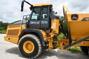 2021 Deere 260E Dump Truck 2034-BT
