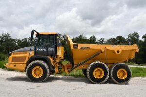 2021 Deere 260E Dump Truck 2034-BT