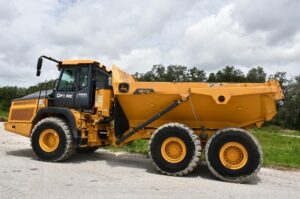 2021 Deere 260E Dump Truck 2034-BT