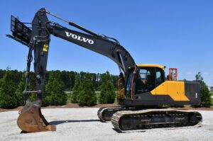 2020 Volvo EC220EL excavator 2028-BT