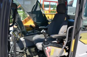 2020 Volvo EC220EL excavator 2028-BT