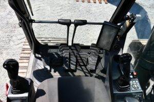 2020 Volvo EC220EL excavator 2028-BT