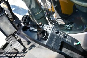 2020 Volvo EC220EL excavator 2028-BT