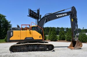 2020 Volvo EC220EL excavator 2028-BT