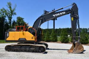 2020 Volvo EC220EL excavator 2028-BT