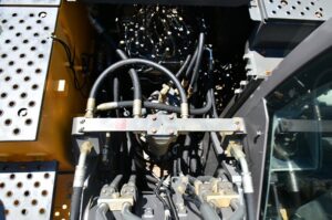 2020 Volvo EC220EL excavator 2028-BT