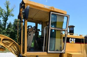 2002 Cat 140H Grader 2040-BT 2002 Cat 140H Grader 2040-BT