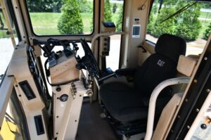 2002 Cat 140H Grader 2040-BT 2002 Cat 140H Grader 2040-BT