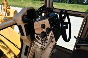 2002 Cat 140H Grader 2040-BT 2002 Cat 140H Grader 2040-BT