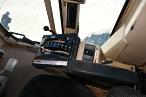 2002 Cat 140H Grader 2040-BT 2002 Cat 140H Grader 2040-BT