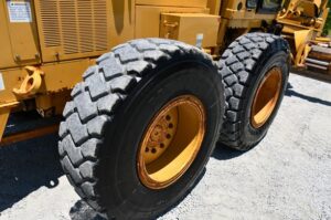2002 Cat 140H Grader 2040-BT 2002 Cat 140H Grader 2040-BT