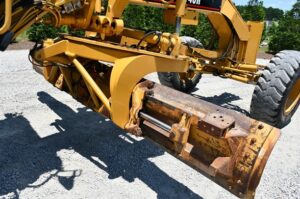 2002 Cat 140H Grader 2040-BT 2002 Cat 140H Grader 2040-BT