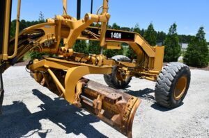 2002 Cat 140H Grader 2040-BT 2002 Cat 140H Grader 2040-BT