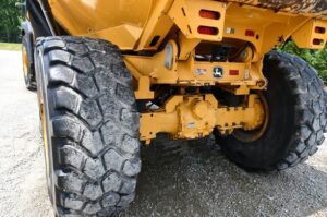 2018 Deere 260E Dump Truck 2043-BT
