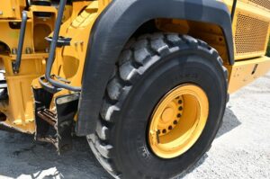 2018 Deere 260E Dump Truck 2043-BT