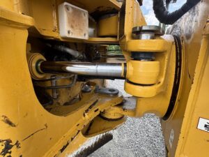 2018 Deere 260E Dump Truck 2043-BT
