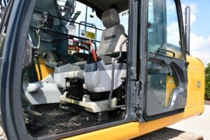 2019 Deere 160G LC Excavator 2037-BT