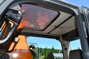 2019 Doosan DX140LCR-5 Excavator 2035-BT 2019 Doosan DX140LCR-5 Excavator 2035-BT