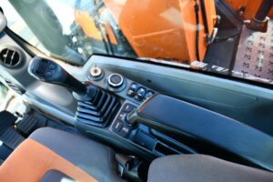 2019 Doosan DX140LCR-5 Excavator 2035-BT 2019 Doosan DX140LCR-5 Excavator 2035-BT