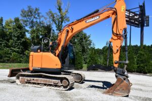 2019 Doosan DX140LCR-5 Excavator 2035-BT 2019 Doosan DX140LCR-5 Excavator 2035-BT