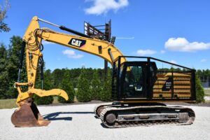 2018 Caterpillar 323 Excavator 2065-BB 2018 Caterpillar 323 Excavator 2065-BB
