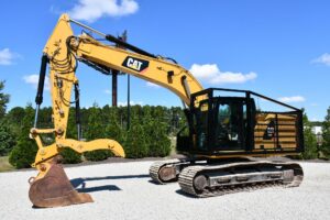 2018 Caterpillar 323 Excavator 2065-BB 2018 Caterpillar 323 Excavator 2065-BB