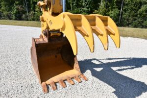 2018 Caterpillar 323 Excavator 2065-BB 2018 Caterpillar 323 Excavator 2065-BB