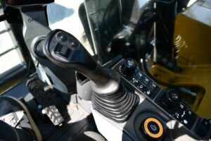 2018 Caterpillar 323 Excavator 2065-BB 2018 Caterpillar 323 Excavator 2065-BB