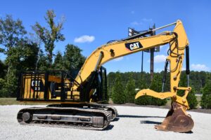 2018 Caterpillar 323 Excavator 2065-BB 2018 Caterpillar 323 Excavator 2065-BB