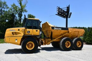 2012 Deere 250D Dump Truck 2066-BB