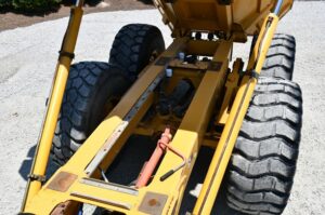 2012 Deere 250D Dump Truck 2066-BB
