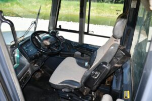 2012 Deere 250D Dump Truck 2066-BB