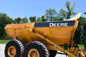 2012 Deere 250D Dump Truck 2066-BB