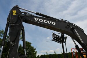 2018 Volvo ECR235EL Excavator 2082-AJ