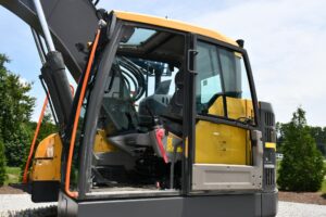 2018 Volvo ECR235EL Excavator 2082-AJ