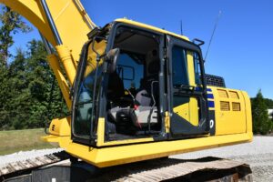 2020 Komatsu PC210LC-11 Excavator 2083-AJ