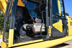 2020 Komatsu PC210LC-11 Excavator 2083-AJ