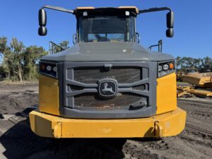 2023 Deere 260E Water Truck 2091-BT 2023 Deere 260E Water Truck 2091-BT